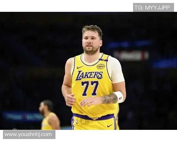 东契奇谈是否出战洛杉矶德比：到时候再说吧！